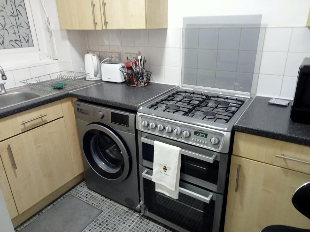 Studio Apartment In London, Bethnal Green Eksteriør billede