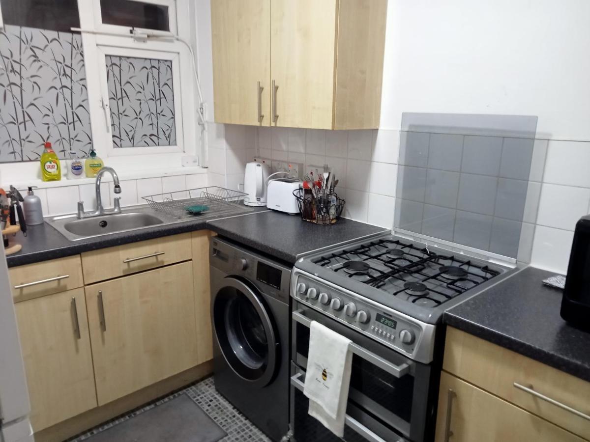 Studio Apartment In London, Bethnal Green Eksteriør billede