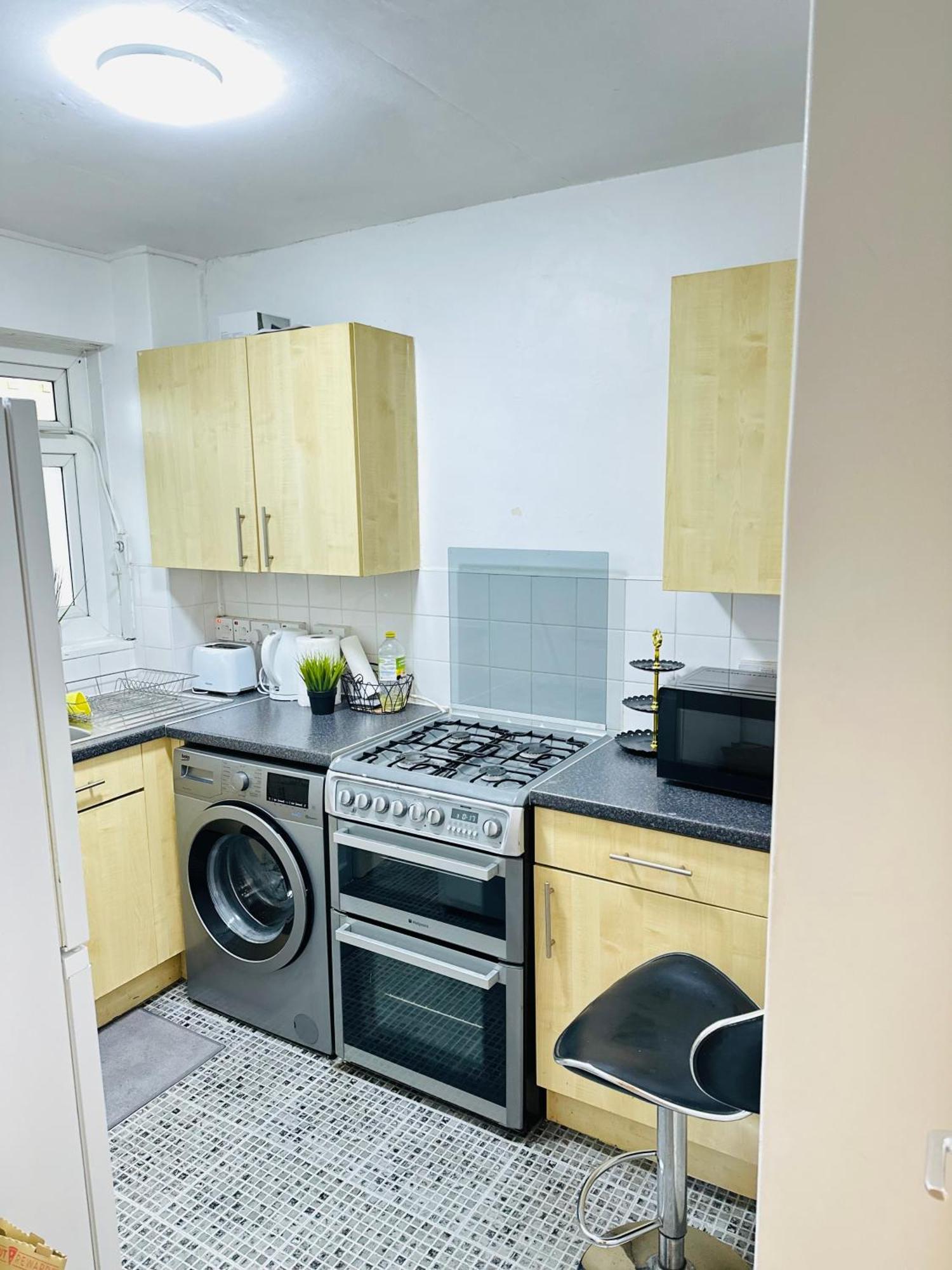 Studio Apartment In London, Bethnal Green Eksteriør billede